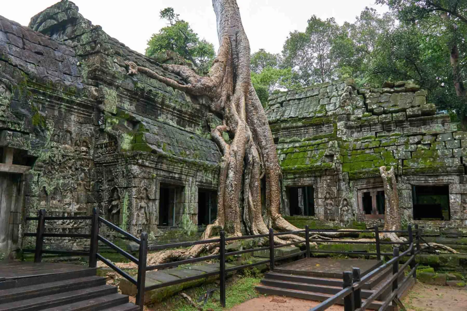 PHNOM CHISOR & TONLE BATI (Full day) – photo 10