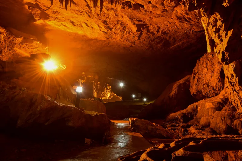 Cao Bang - Bac Can - Hanoi