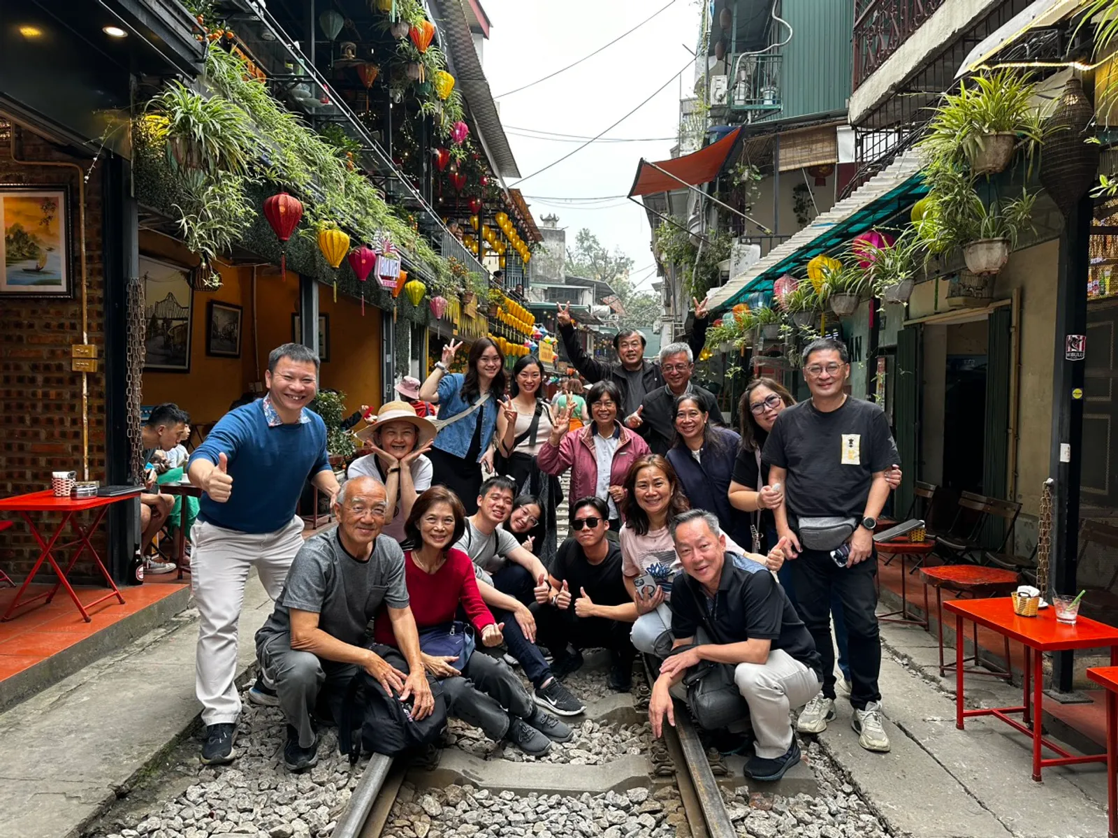 Discover the Vibrant Flavors of Hanoi's Street Food Scene – photo 19