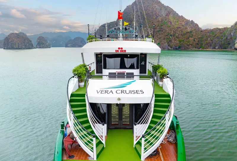 vera cruises overview-2-1
