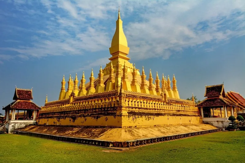 VIENTIANE – FULL DAY CITY TOUR (B)