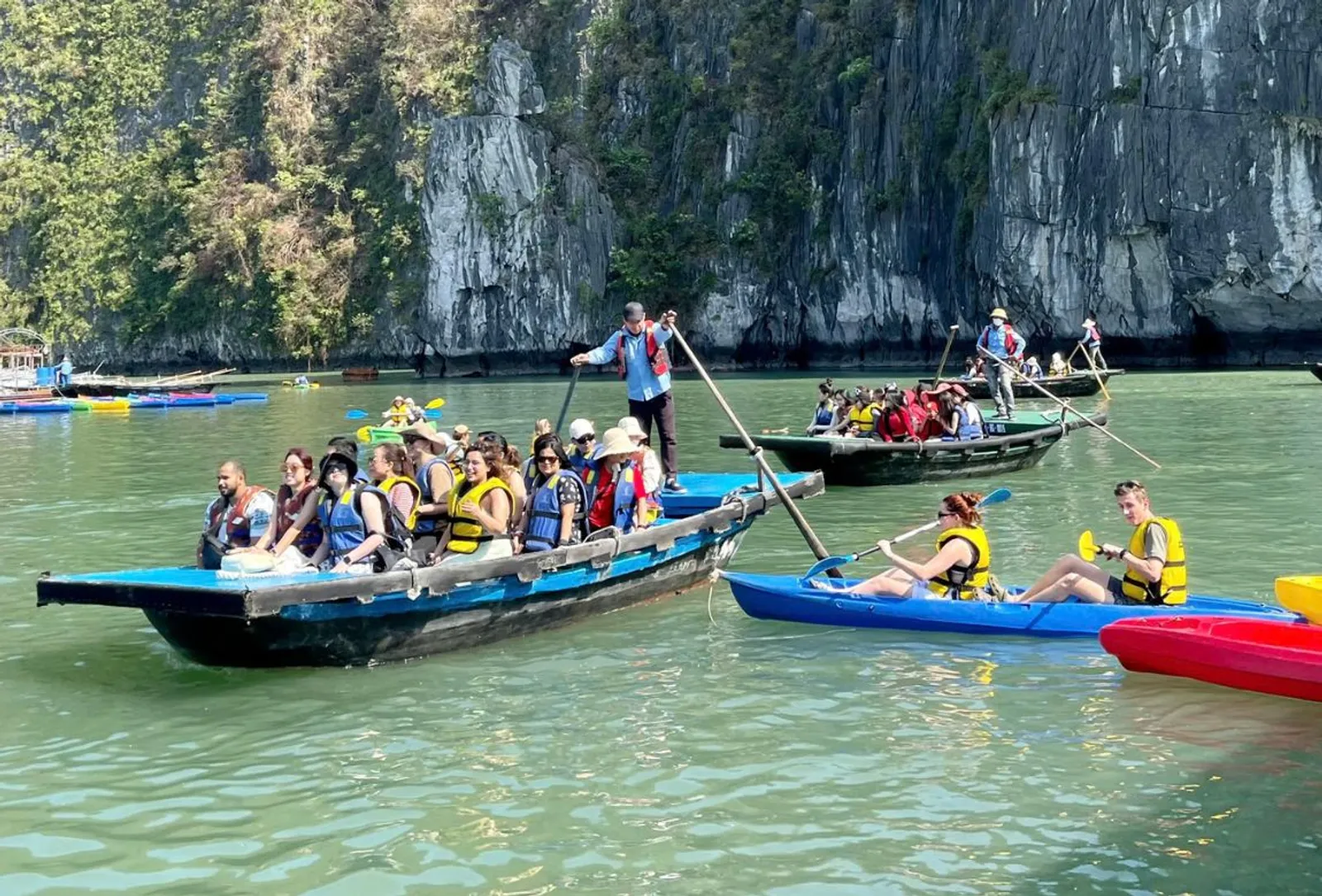 vera cruises bamboo boat-