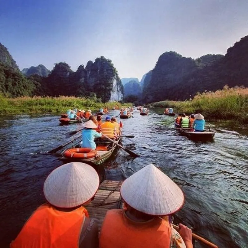 Hanoi – Trang An – Mua Cave - Hanoi  ( Breakfast)