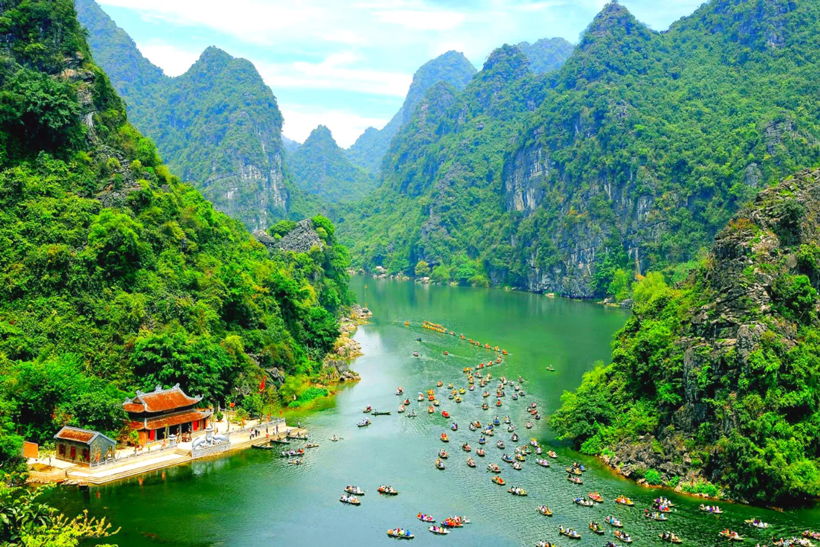 Exploring Vietnam in April: A Traveler’s Guide