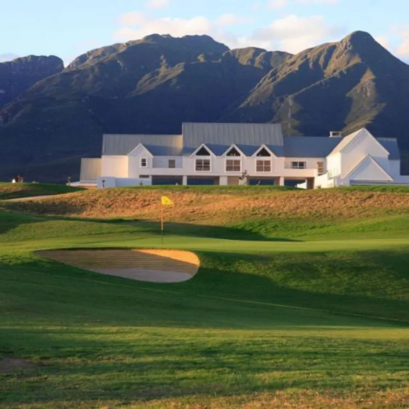 Kingswood Golf Club