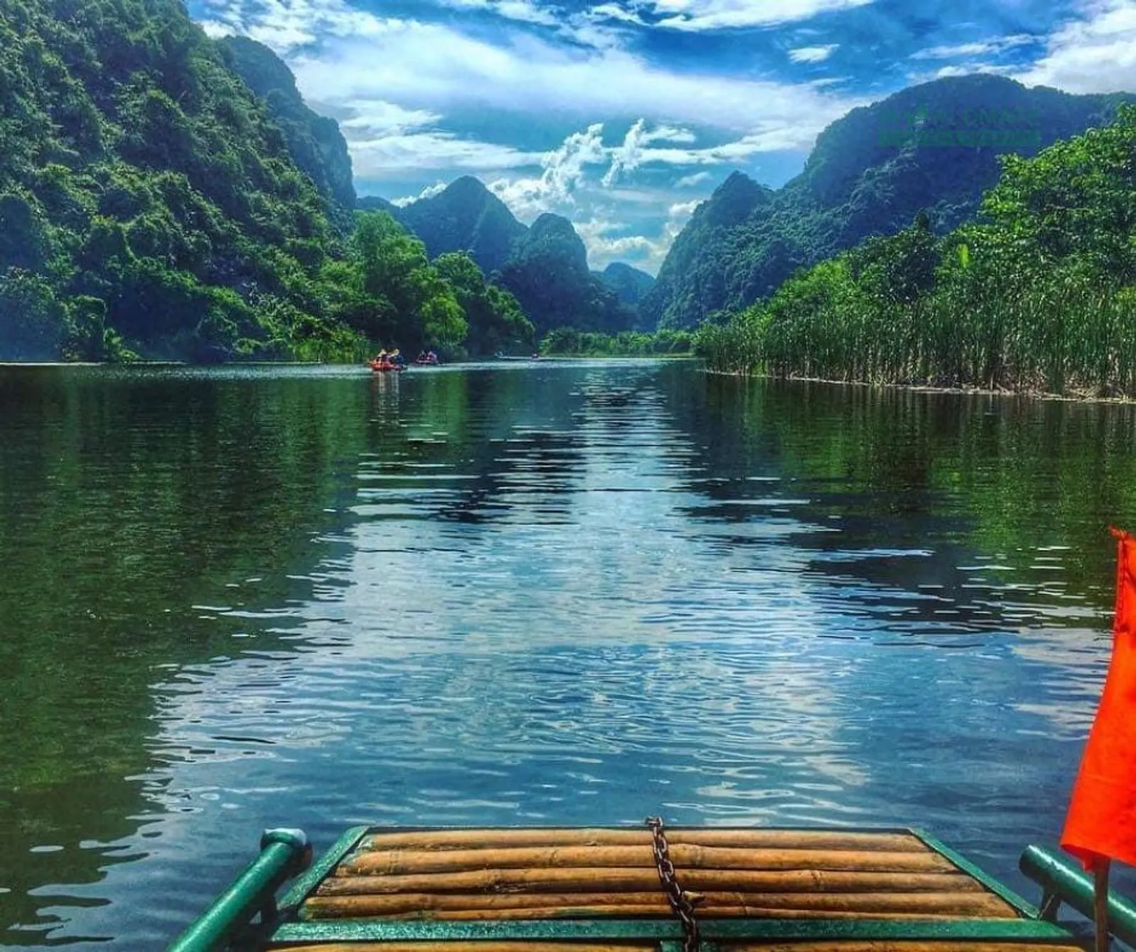 Paket Wisata Vietnam di Hanoi Halong Trang An 5 Hari 4 Malam – photo 39