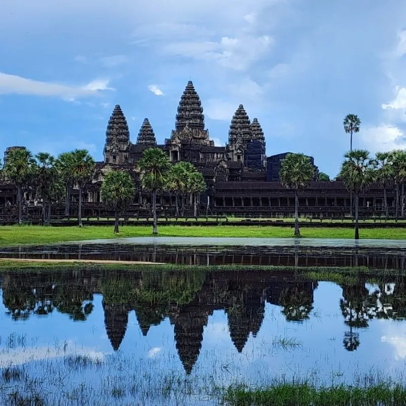 Siem Reap – Tonle Sap Lake (Breakfast)