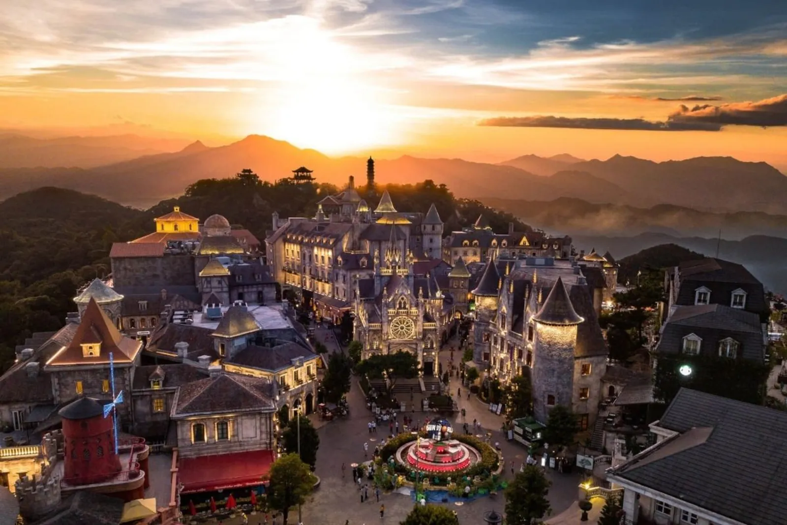 5D4N Exquisite Da Nang / Hue / Hoi An / Ba Na Hill Tour – photo 5