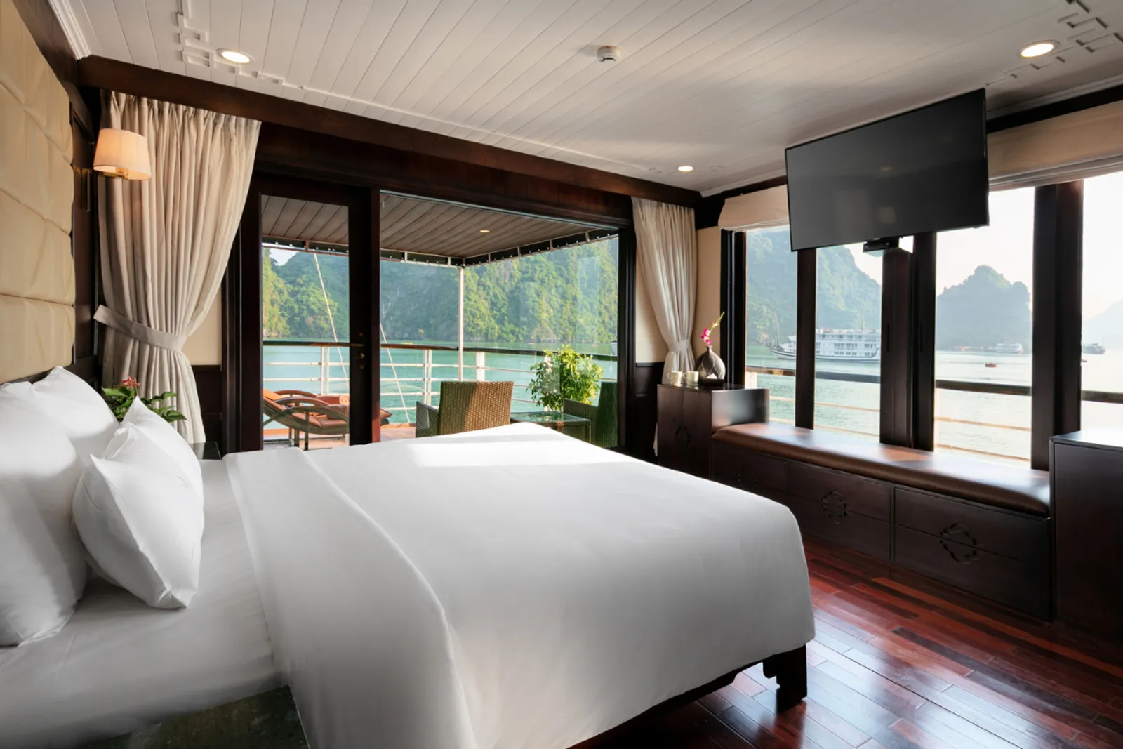 2D1N Mila Lux Cruise Halong Bay – photo 8