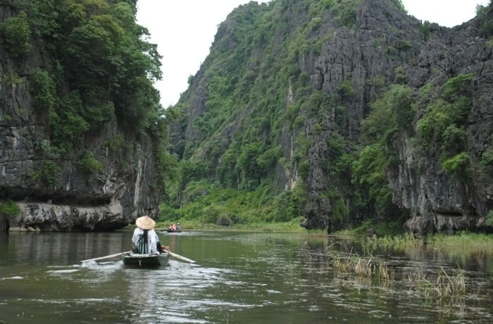 Hoa Lu, Tam Coc, Bich Dong Day Tour – photo 9