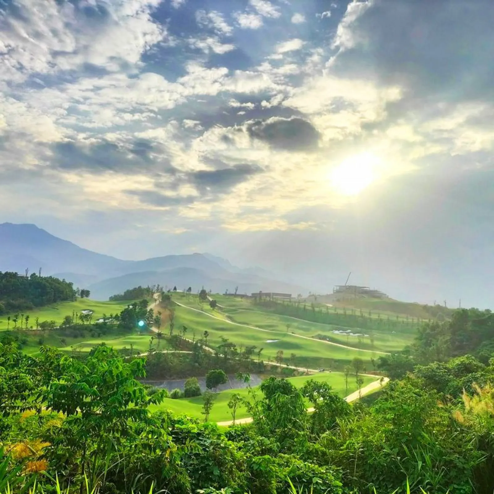 Sapa Golf Tour 5 Days: Heron Lake, Sapa Grand & Fansipan – photo 2