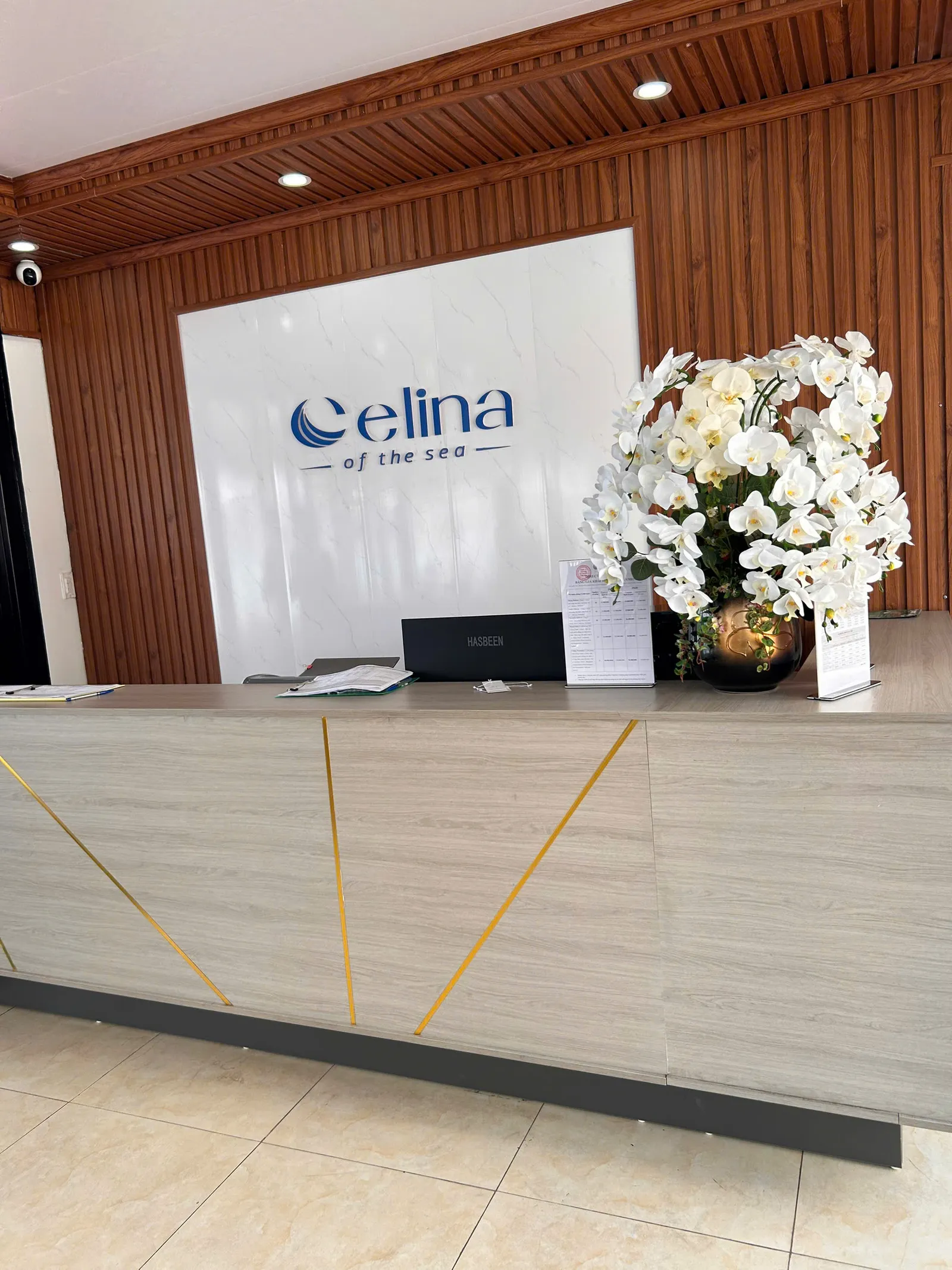 Celina check-in lounge at Tuan Chau Marina