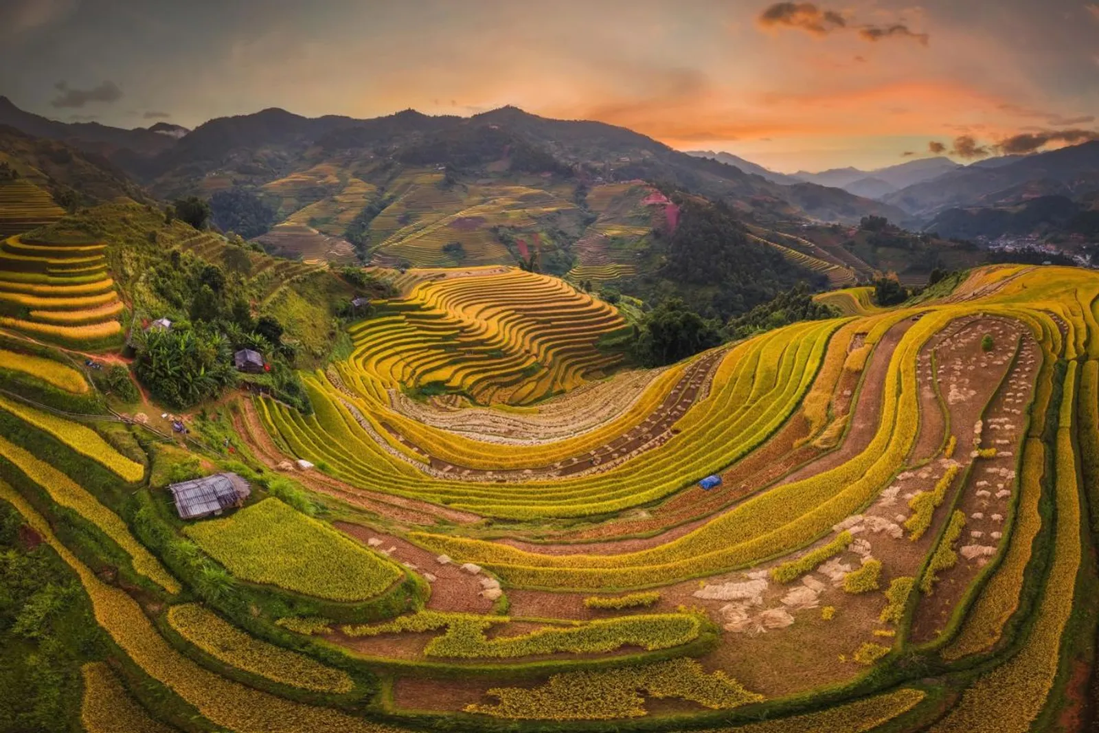 Mu Cang Chai & Sapa 7-Day Private Tour: Khau Pha Pass, Fansipan & Ta Van – photo 12