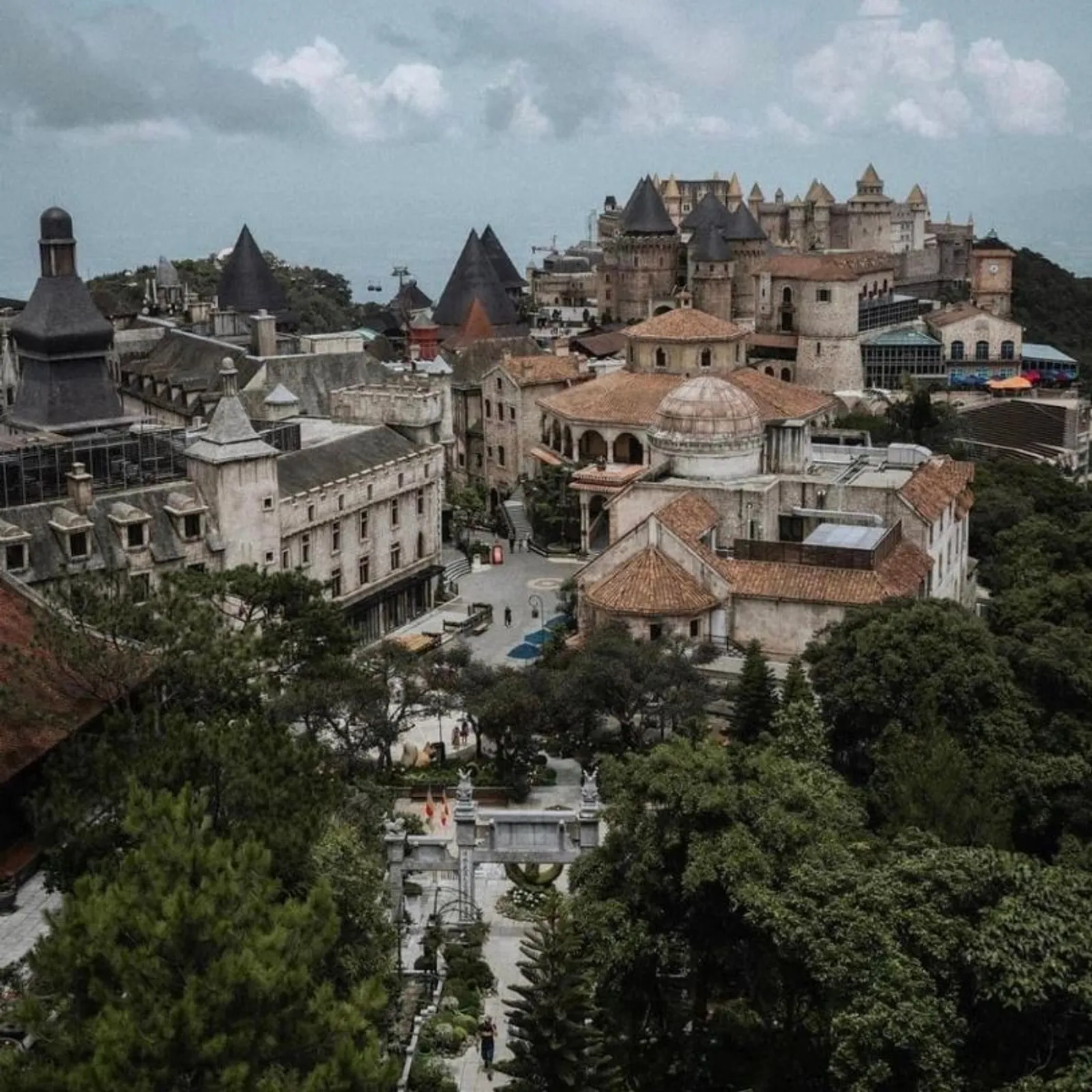 6H5M Kota Da Nang - Ba Na Hills-Camthanh- Hoi An -Hanoi -Teluk Halong – photo 45