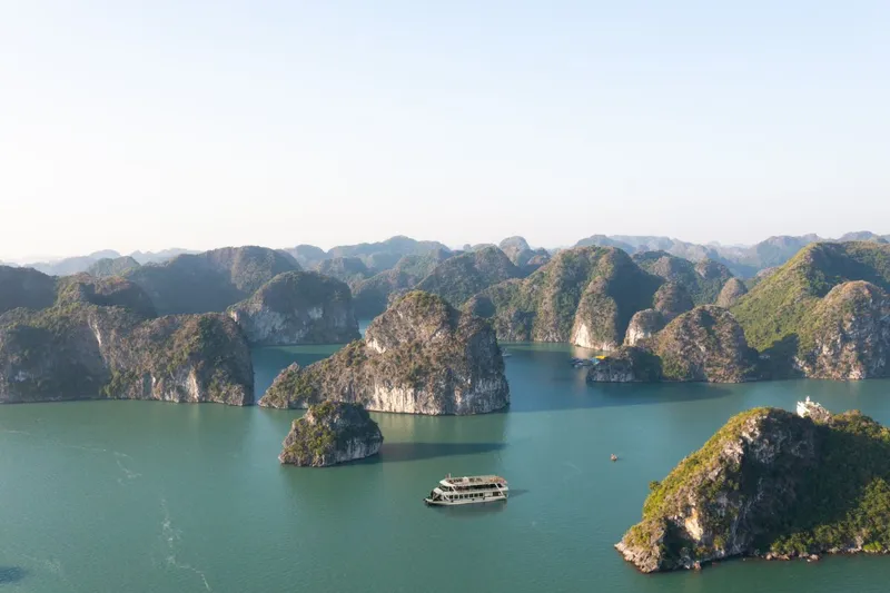 One Day Halong bay tour with La Regina Day Cruise – photo 2