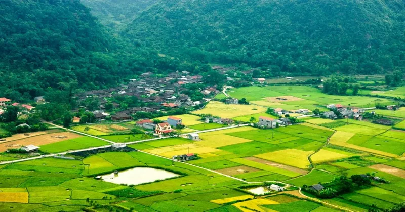 Bac Son Valley and Nalay Mountain 1 Day Tour