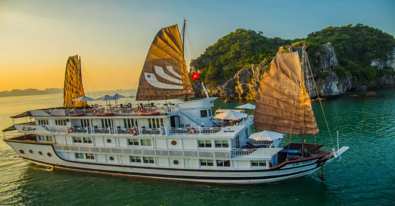 BHAYA CLASSIC CRUISE 2 DAYS 1 NIGHT
