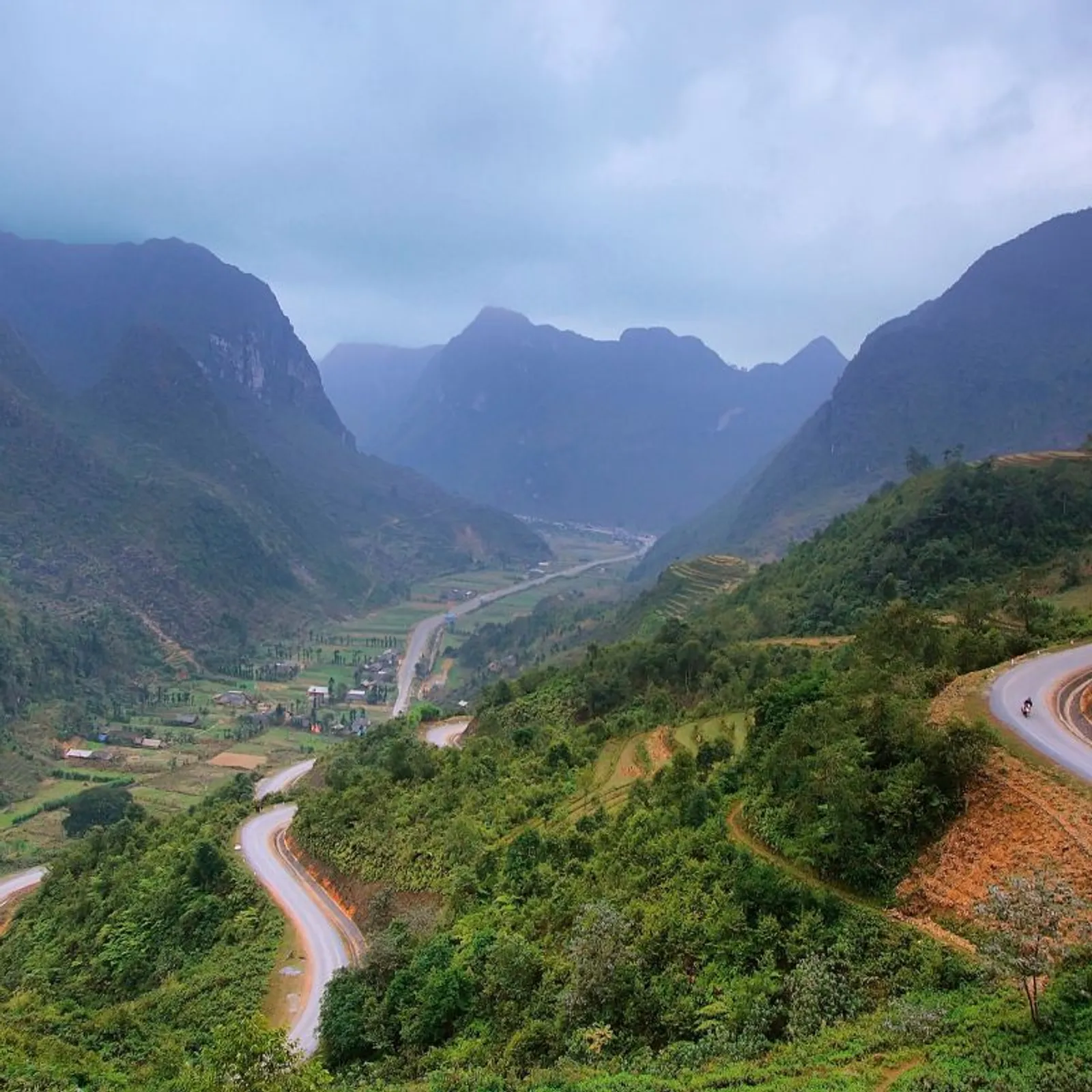 6 Day Ha Giang Yen Minh Meo Vac Cao Bang Ban Gioc Waterfall Tour – photo 15