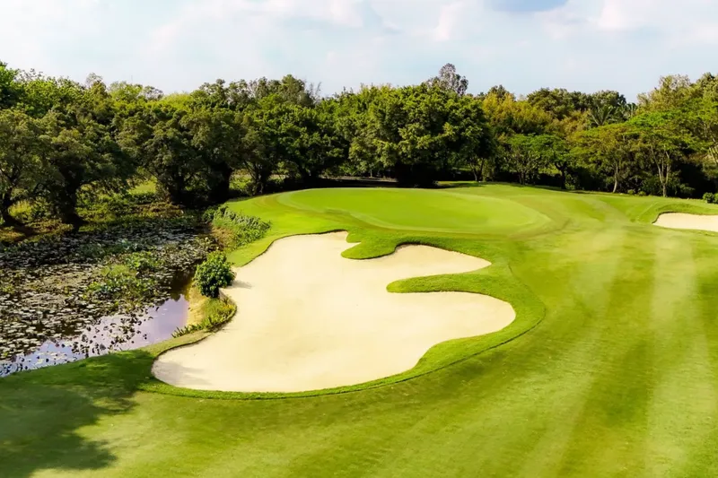 Song Be Golf Resort (Breakfast)