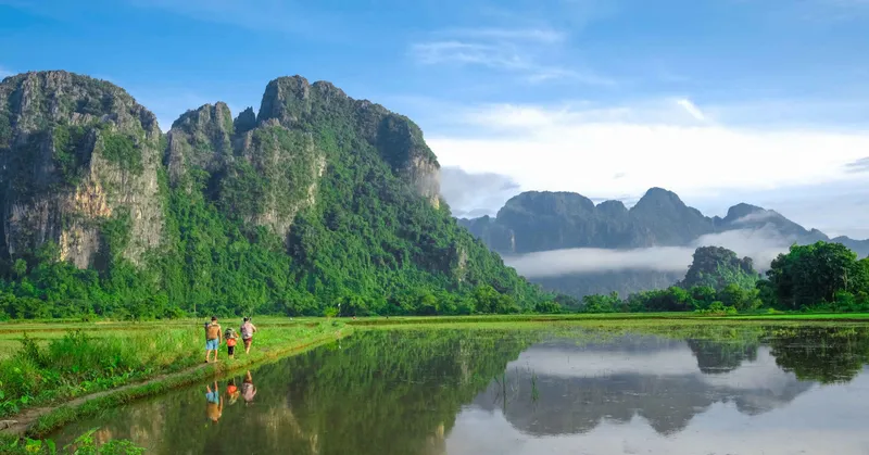 Vientiane - Vang Vieng 3days 2nights