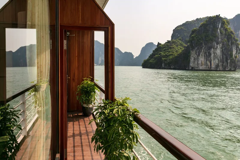 2D1N Mila Lux Cruise Halong Bay – photo 2