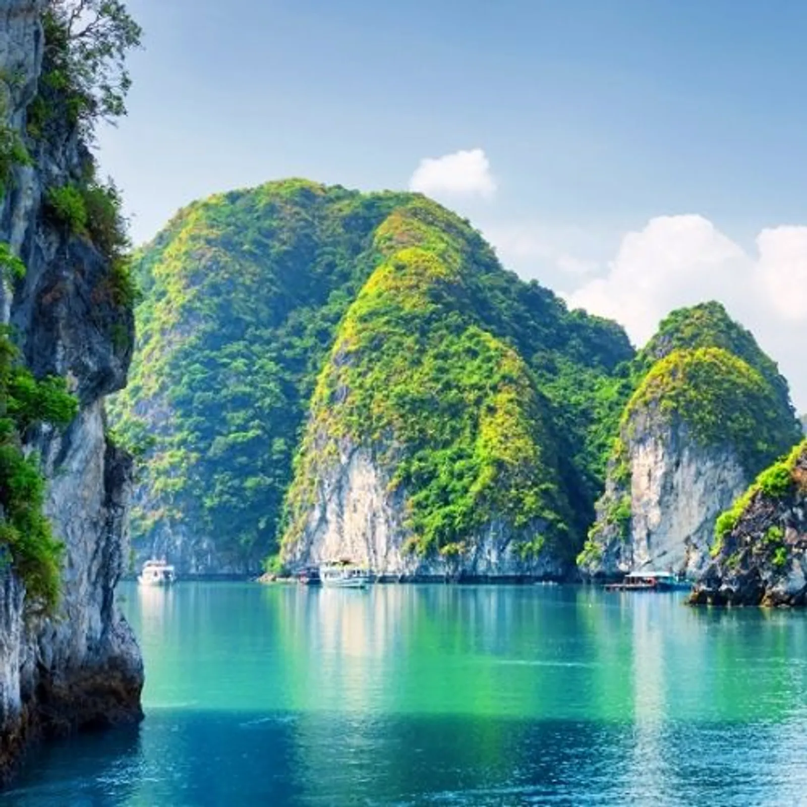 Paket Wisata Vietnam di Hanoi Halong Trang An 5 Hari 4 Malam – photo 12