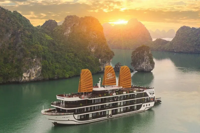 La Regina Legend Halong bay 2 Days 1 Night