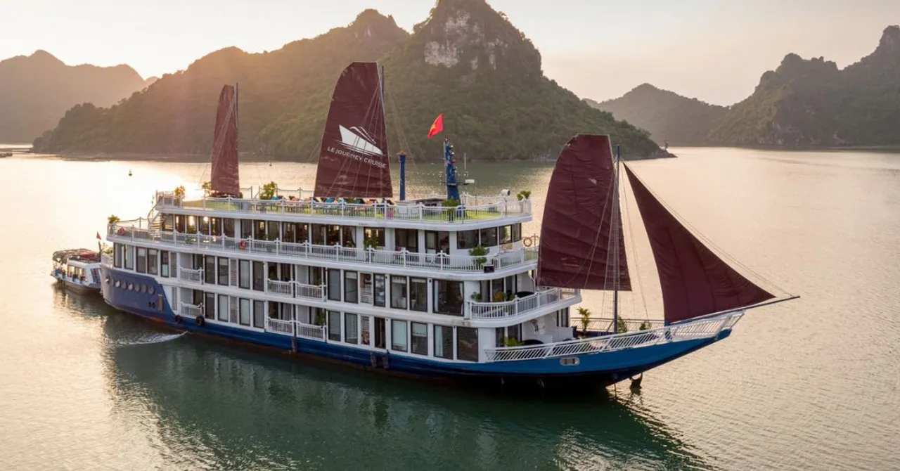 Le Journey Luxury Cruise Halong bay 2 days 1 night