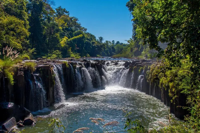 Khong Island – PhouAsa - Pakse (B)